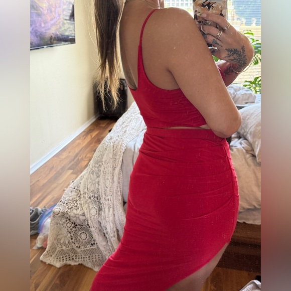 Sexy Red Stretch Satin Set - Picture 4 of 4